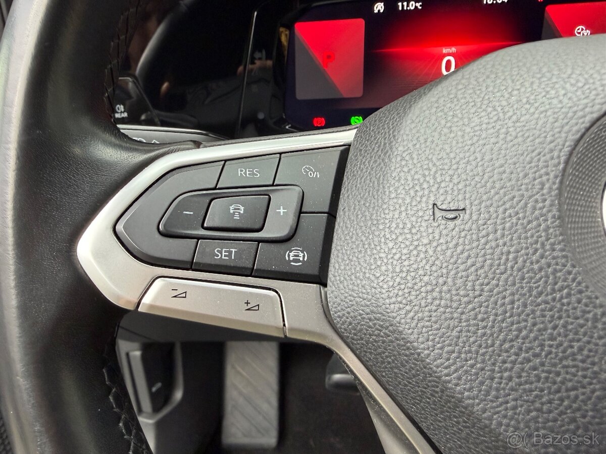 VW Golf VIII 1.0 eTSI 81kw DSG Hatchback - 13