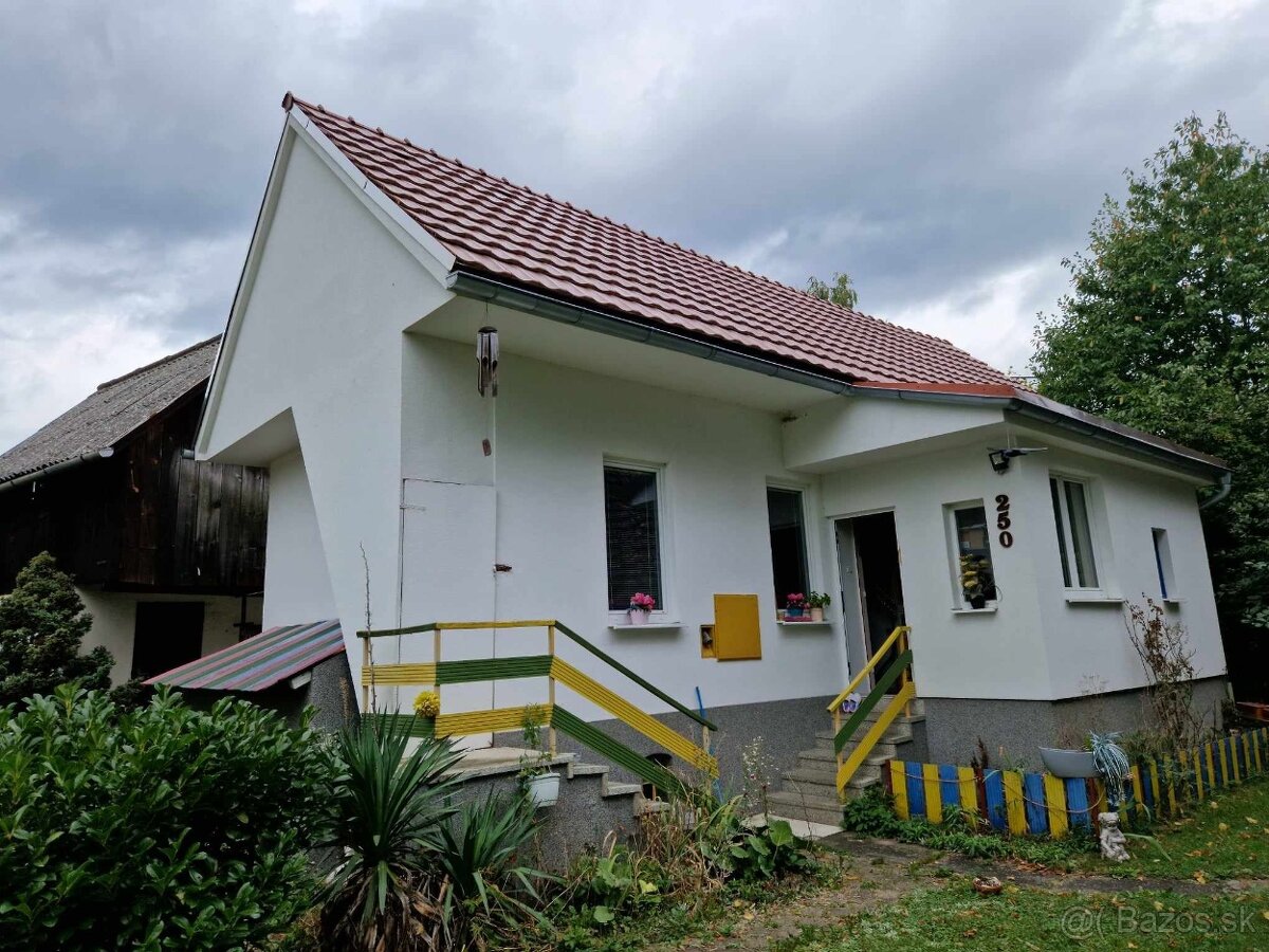 Na predaj rodinný dom v obci Tužina okres Prievidza - 13