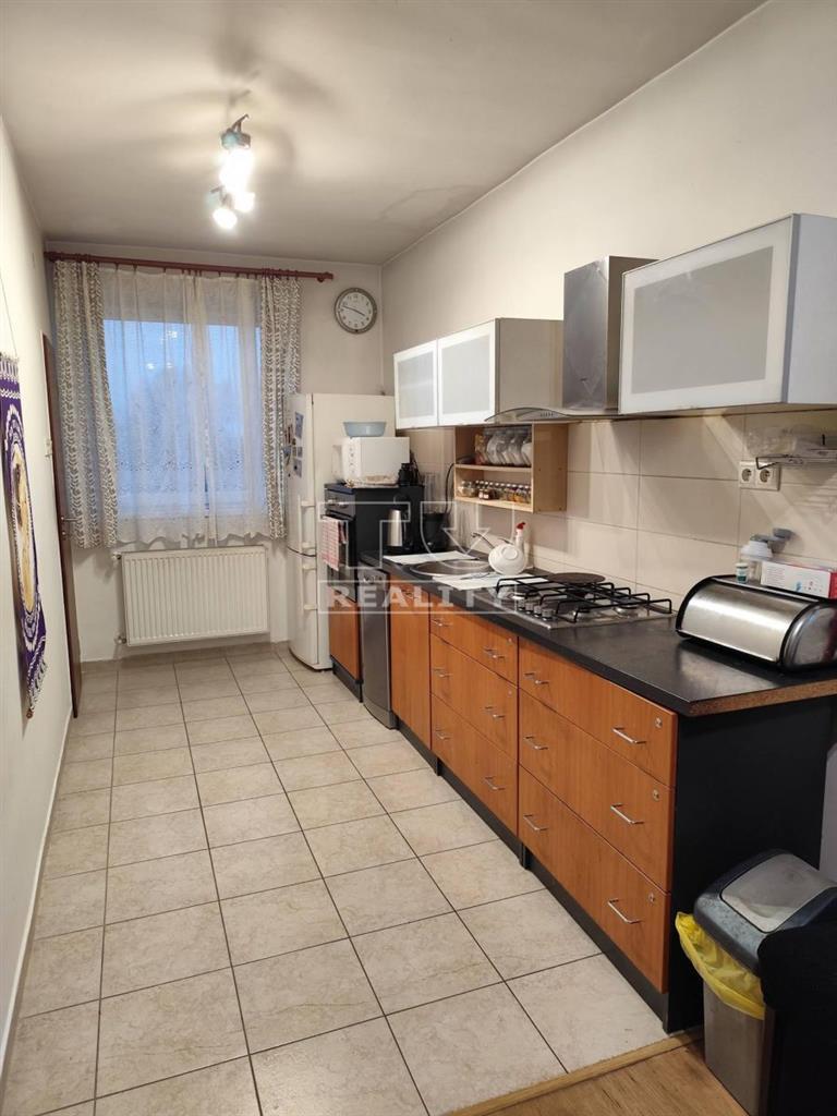 Rodinný dom v obci Láb pripravený na nasťahovanie - 13