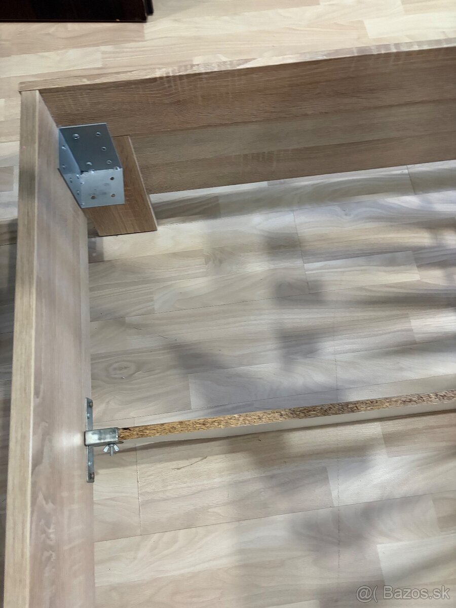 Manželská posteľ 180x200cm - 13