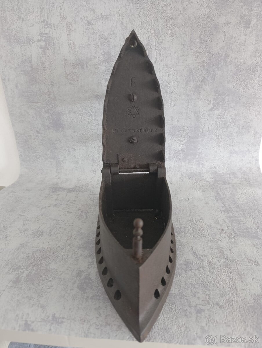 Stará atypická žehůlička DRAK do sbírky. S hvězdou - 13