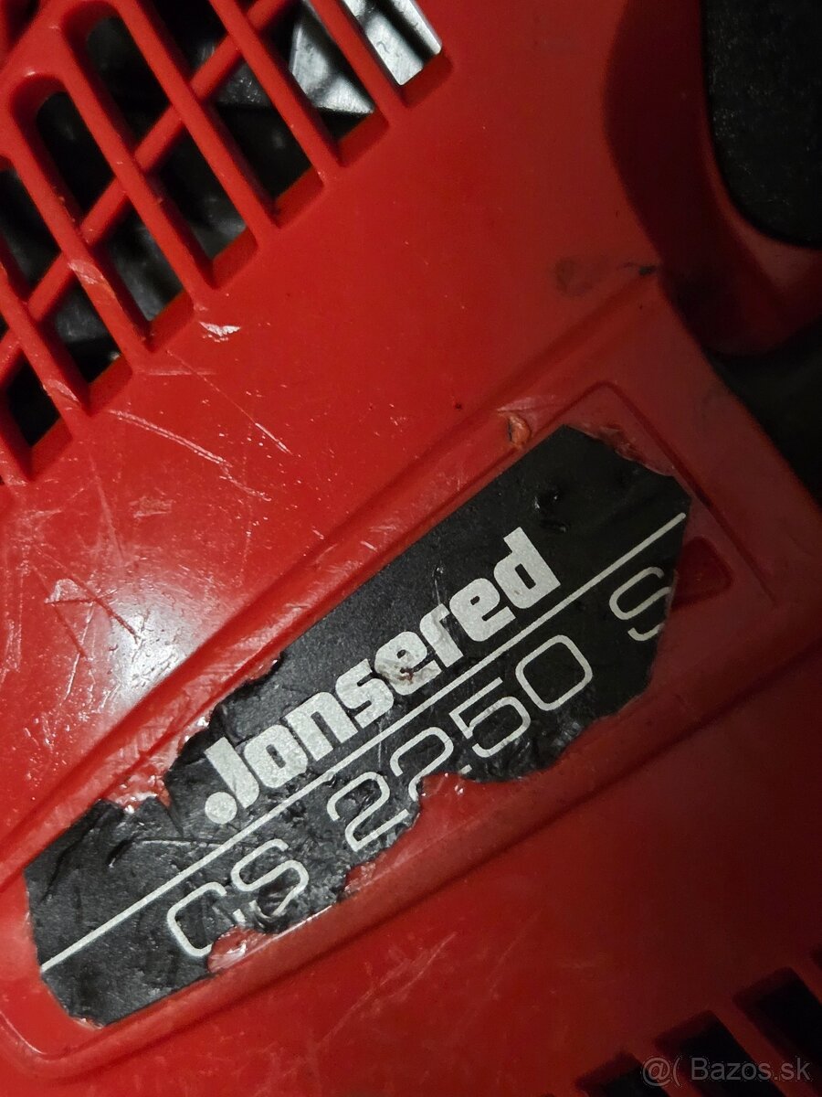 Jonsered CS2250S motorova pila top stav - 13
