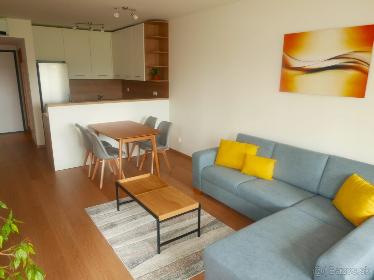 Realitný kancelária REALADR s.r.o. - 13