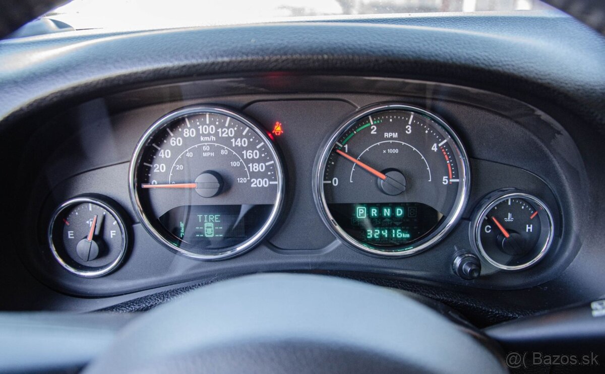 Jeep Wrangler 2.8 CRD Rubicon A/T, 147kW, A5. - 13