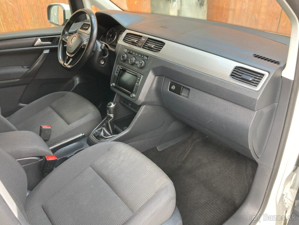 VOLKSWAGEN CADDY MAXI 2,0TDi 7míst HIGHLINE - 13