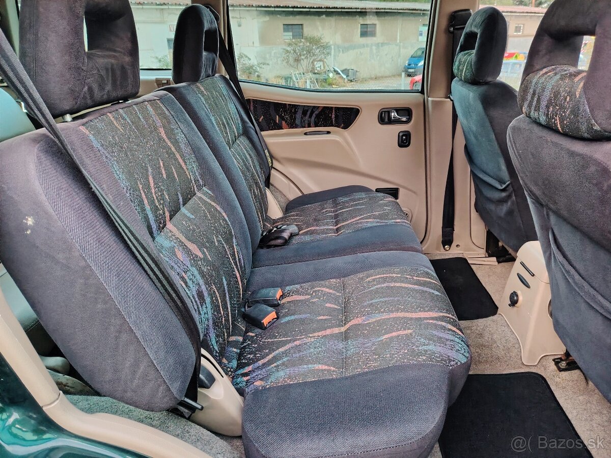 Nissan Terrano II 2, 7tdi 7miest - 13