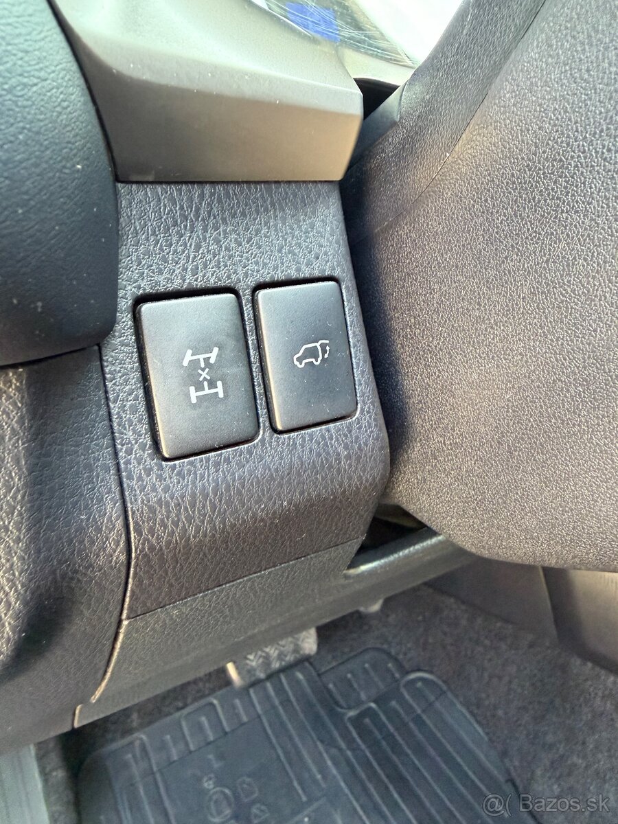 Toyota RAV4 2.2 D-CAT 4x4 - 13