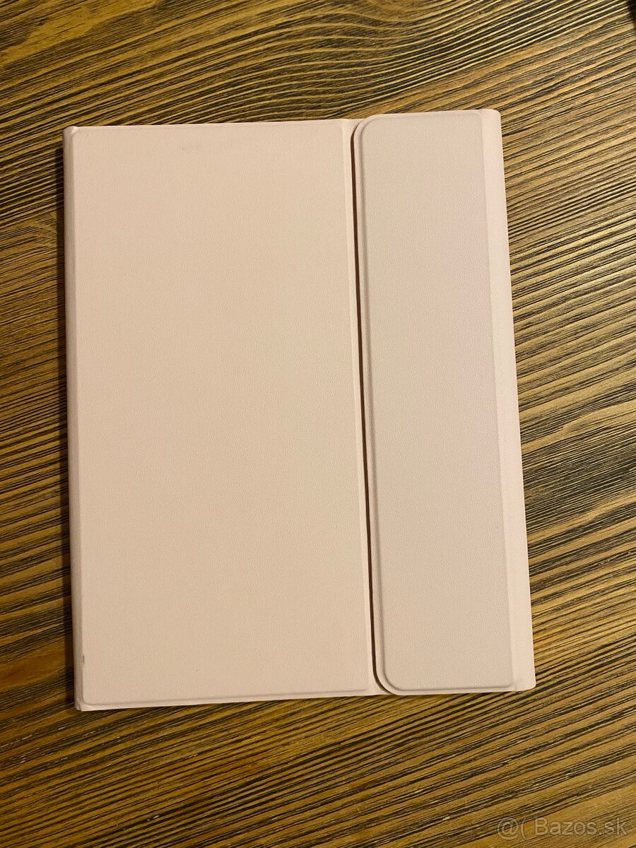 iPad 9. generácie s príslušenstvom - 13