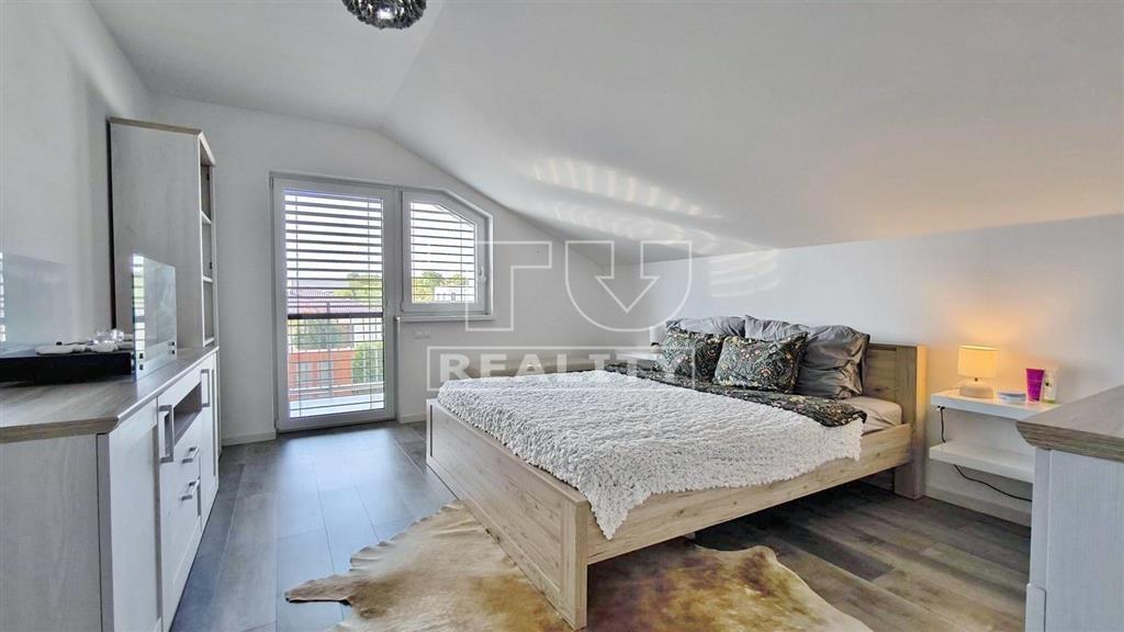 Moderný 4i dom s dvomi kúpeľňami, šatníkom a záhradou –... - 13