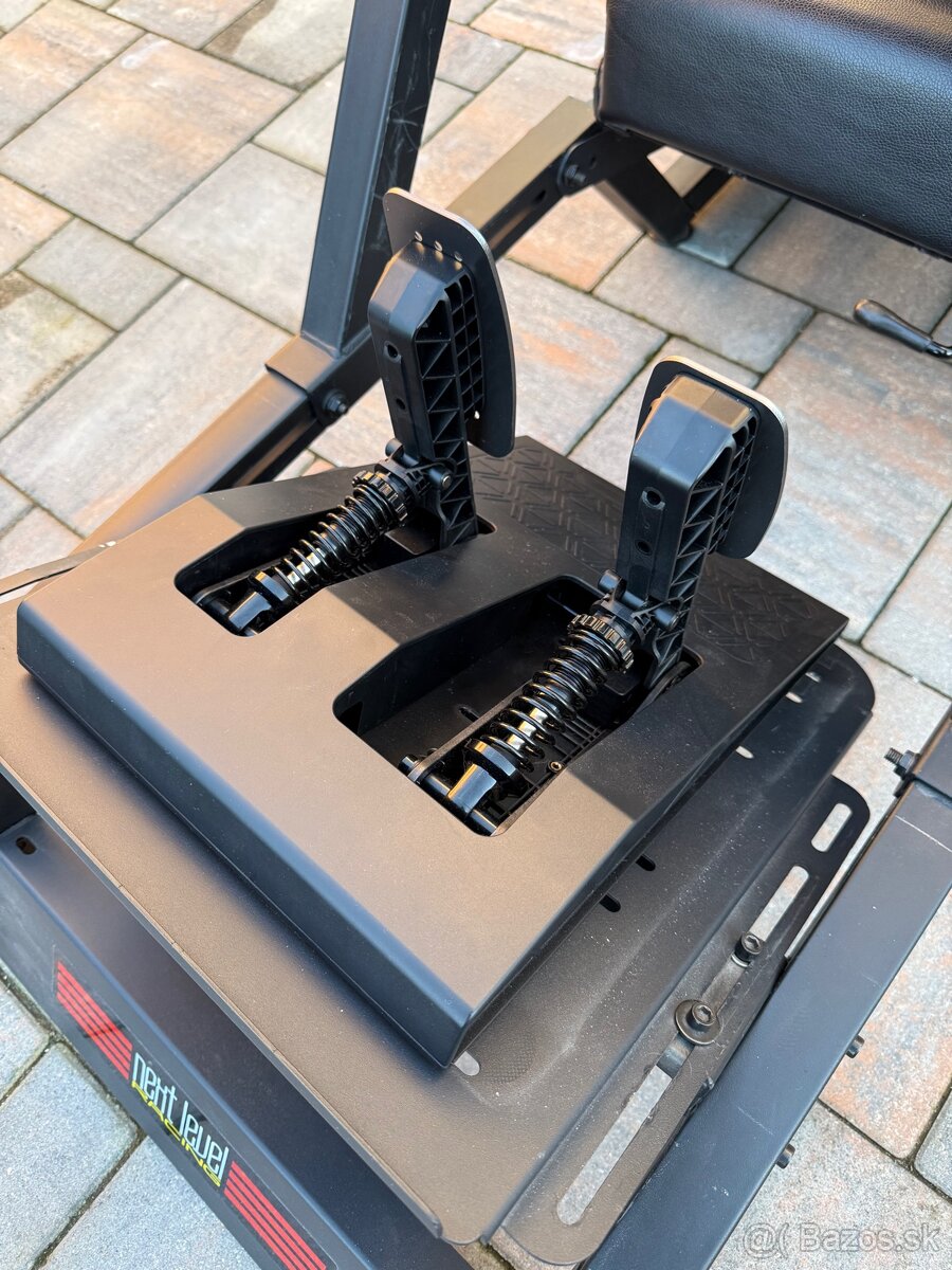 Herný Simulátor F1/Gt Next Level Racing F-GT Cocpit - 13