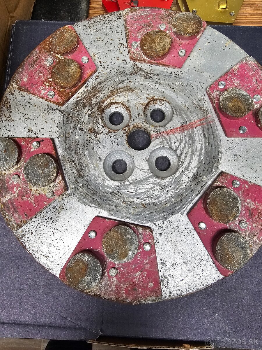 brusky diamantovy kotuc PCD segmenty na beton bruska - 13