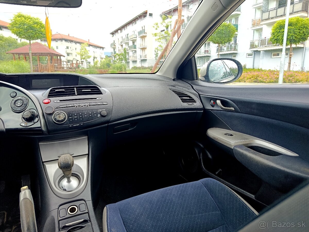 Honda Civic 8g - 13