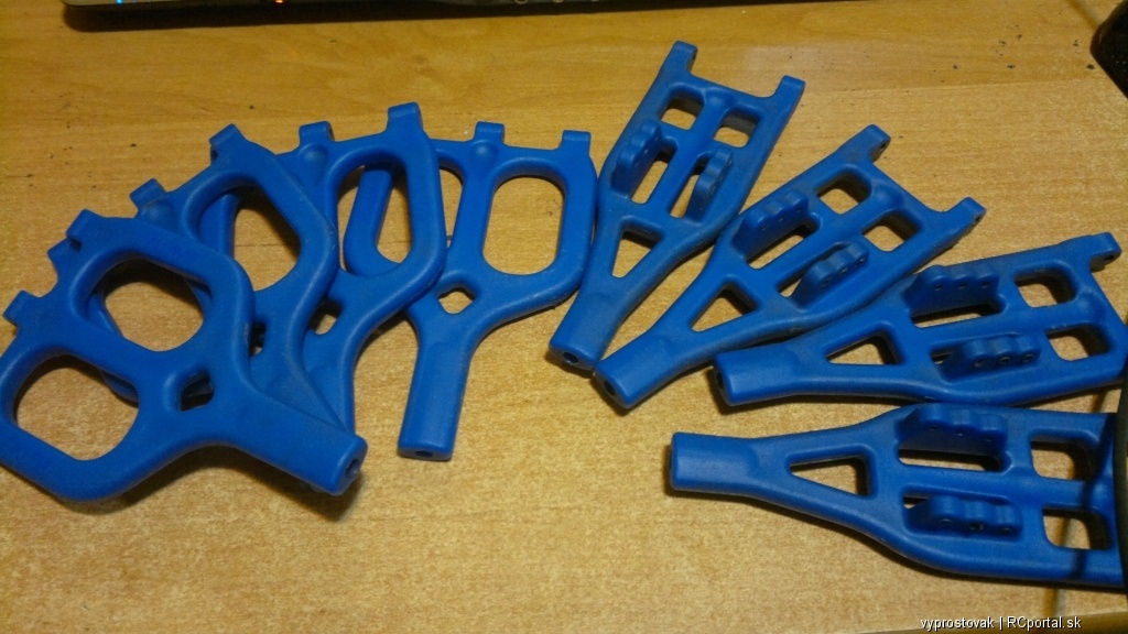Rc Traxxas EMAXX brushless 4x4 - 13