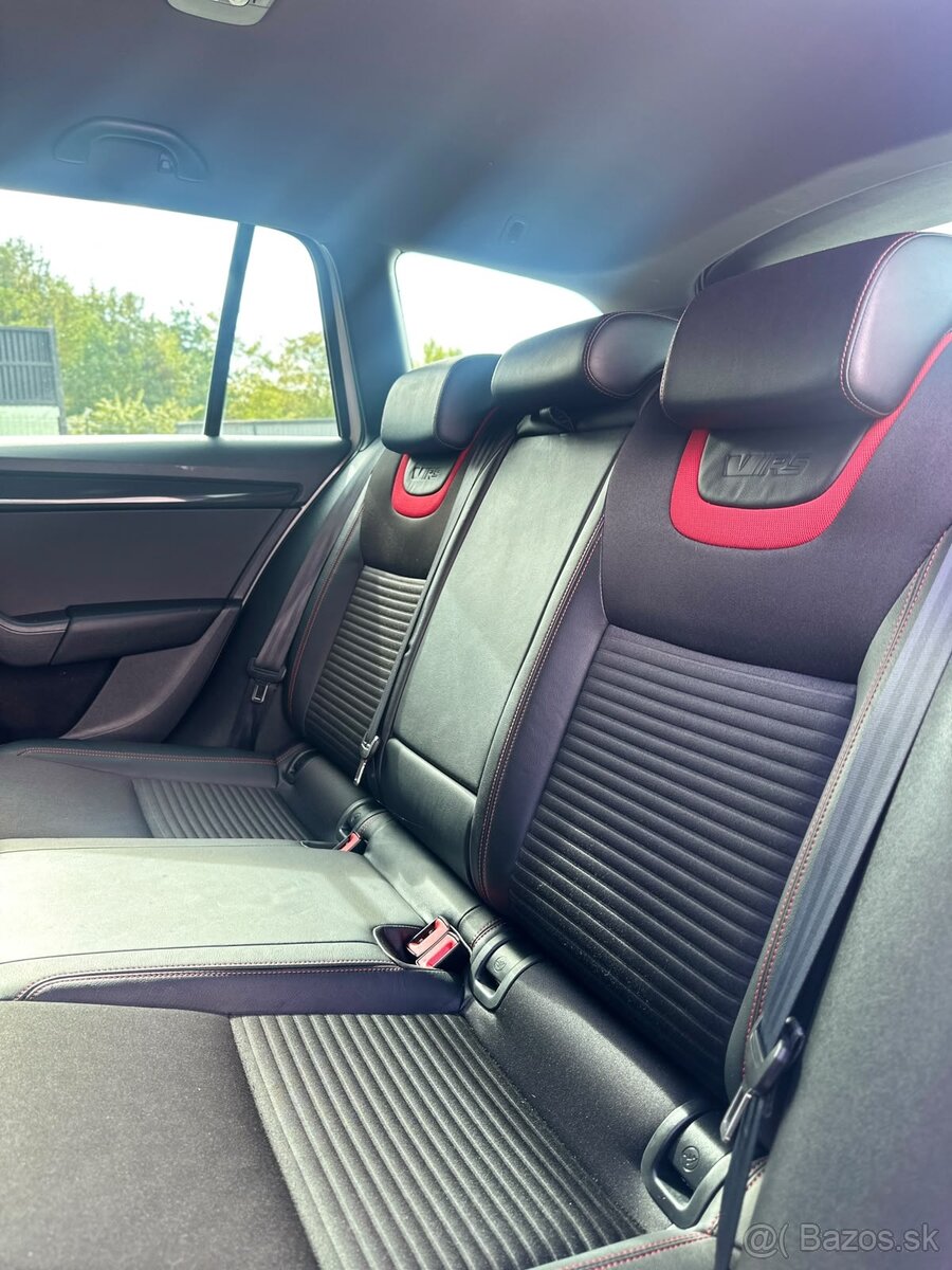 Škoda Octavia RS - 13