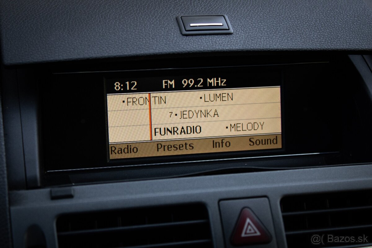 Mercedes C 220 CDI Automat, bez hrdze, pôvodný lak - 13