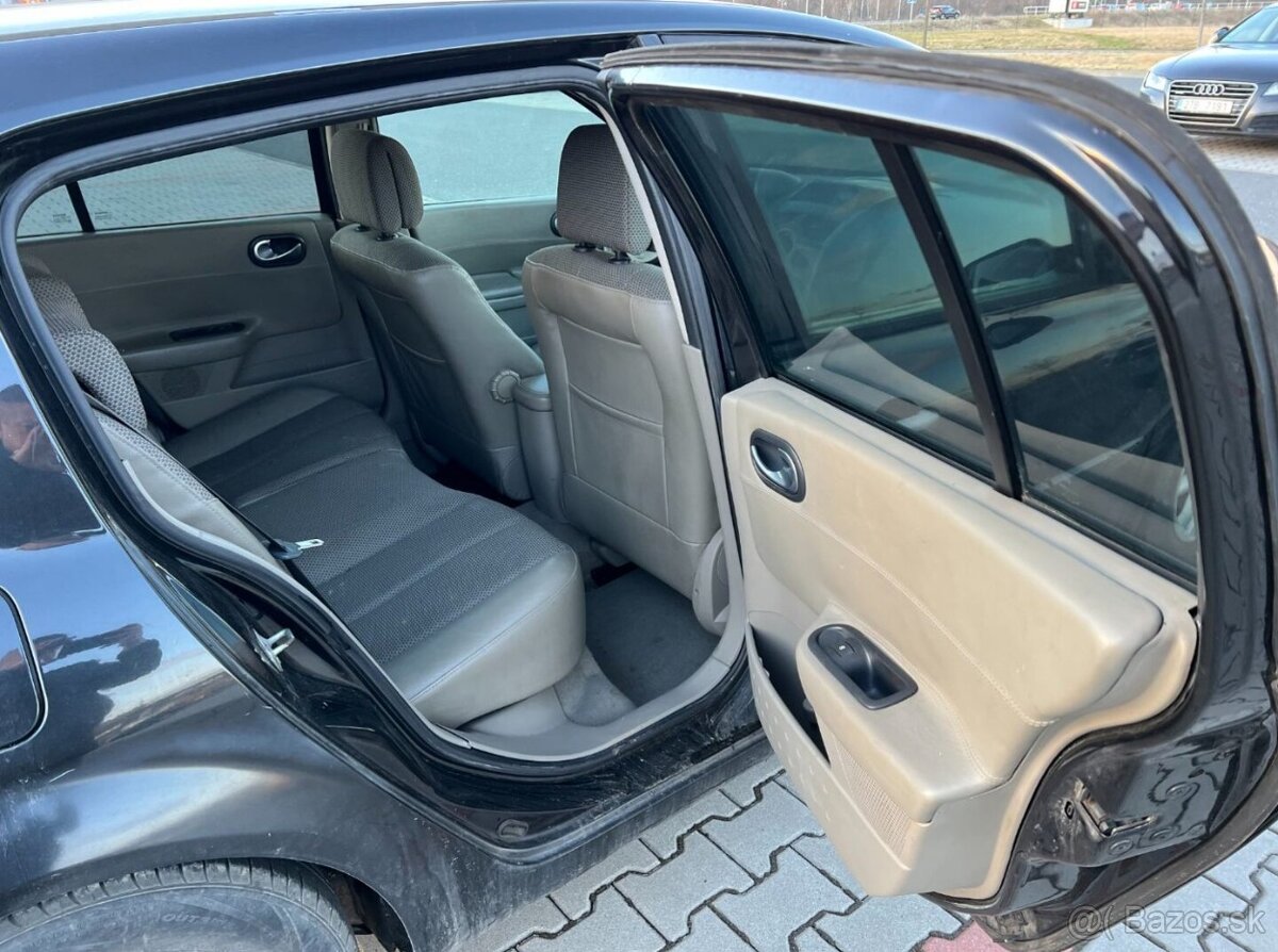 Renault Megane 1.6i 16V 83kw STK 3/2027 - 13