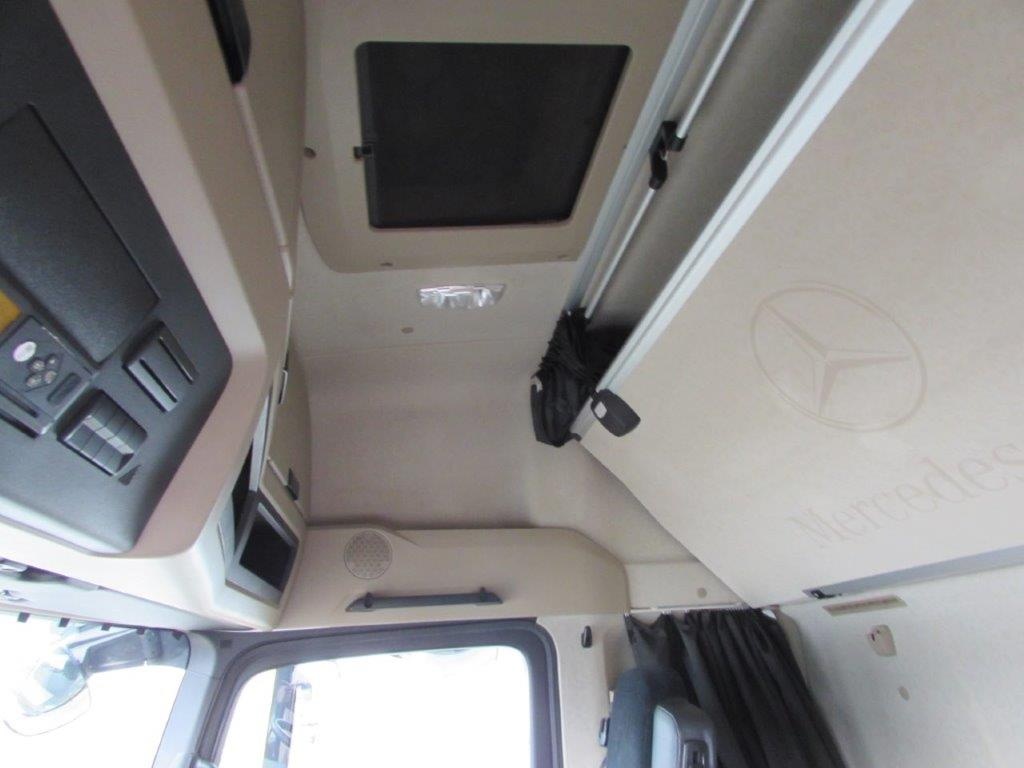 MERCEDES BENZ Actros 1845 Mega BL-274PM - 13