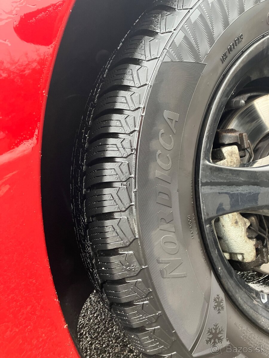 Renault Megane combi 1,5dci, rok 2014 - 13