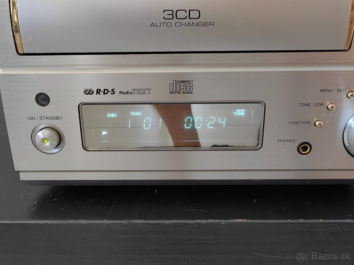 Denon UD-M50 receiver - 13