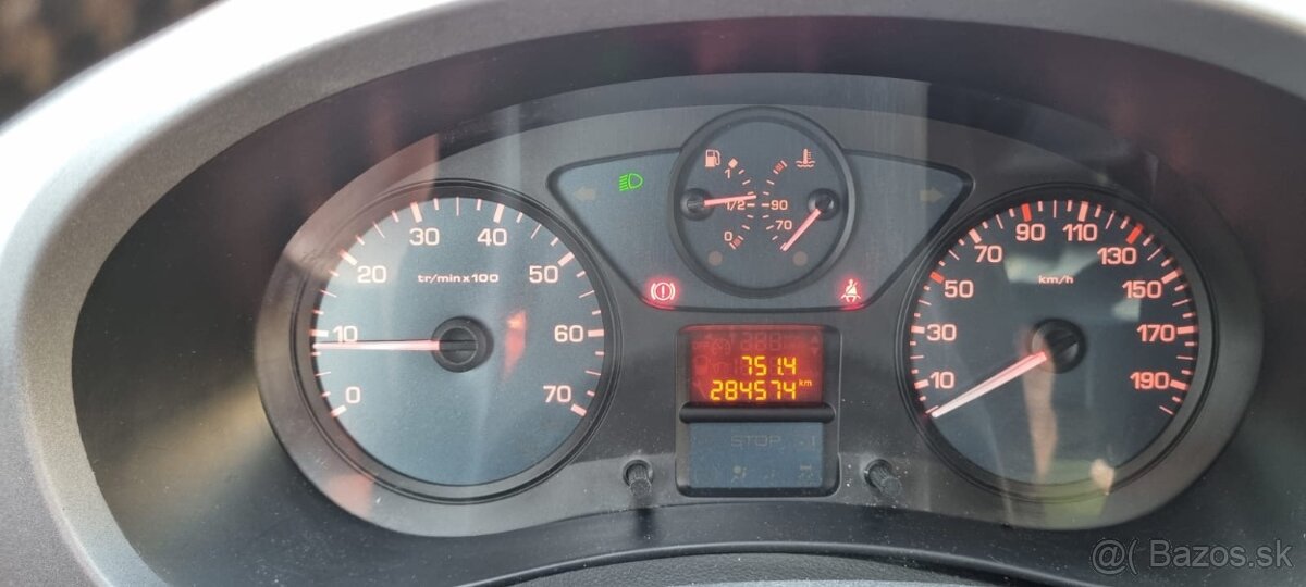 Citroen Berlingo 1,6hdi 2011 82kw panoramatická strecha - 13