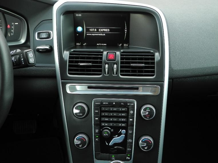Volvo XC60 Automat (znížena cena) - 13