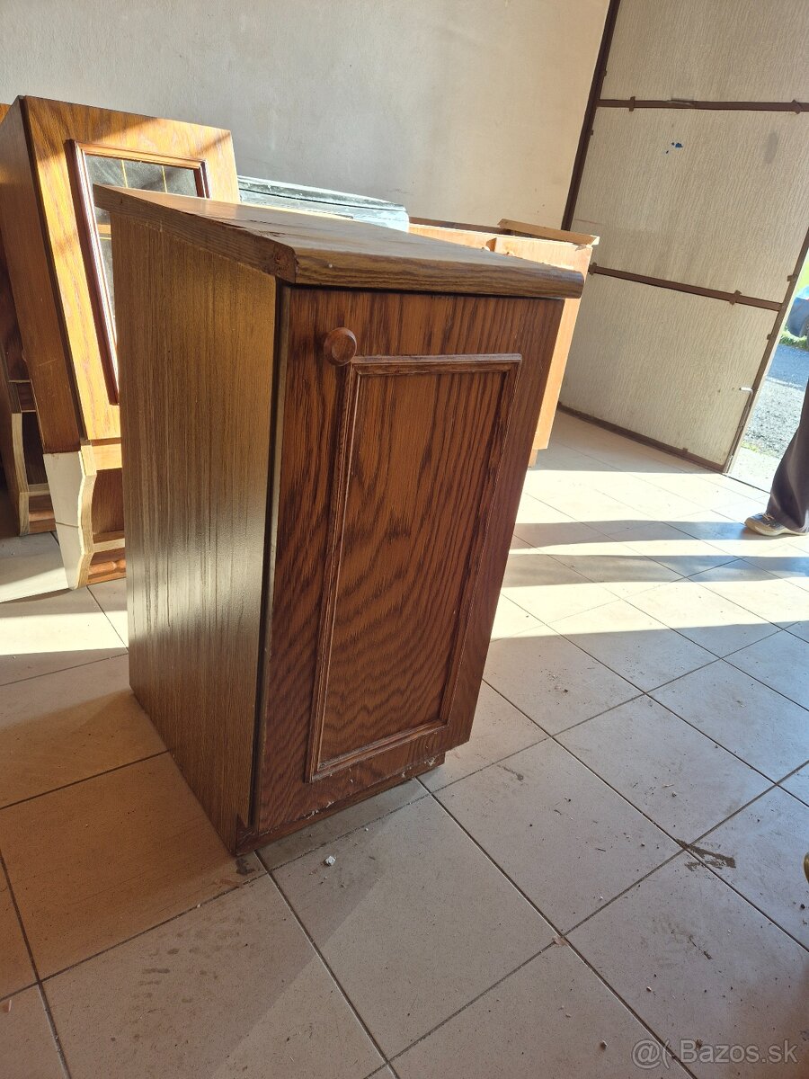 Kuchynská linka + funkčný sporák - 13