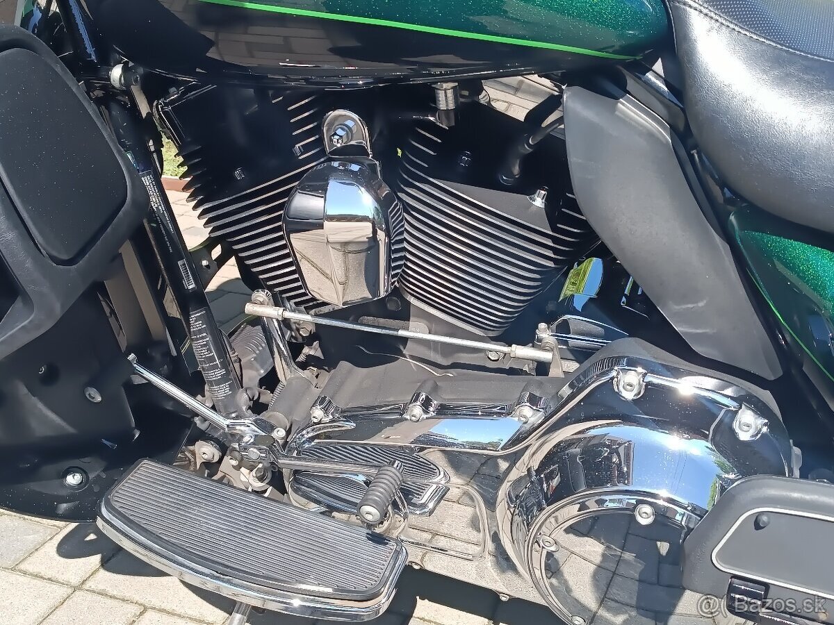 Harley-Davidson Electra Glide Ultra Limited - 13