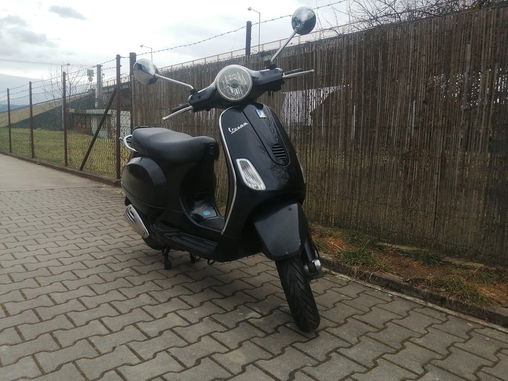 Piaggio Vespa LX 125 - 13