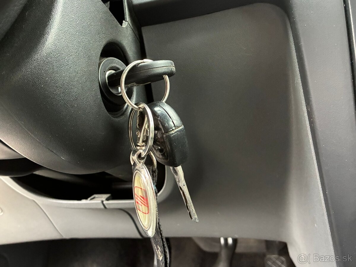 Seat Ibiza 1.4i, 63KW - 13