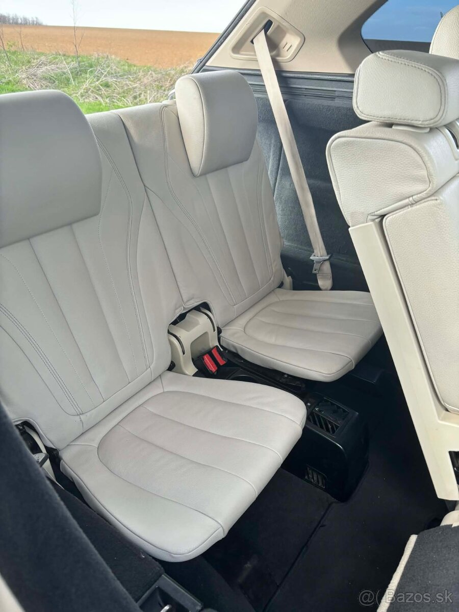BMW x5 3.0tdi xDrive 7 miestne - 13