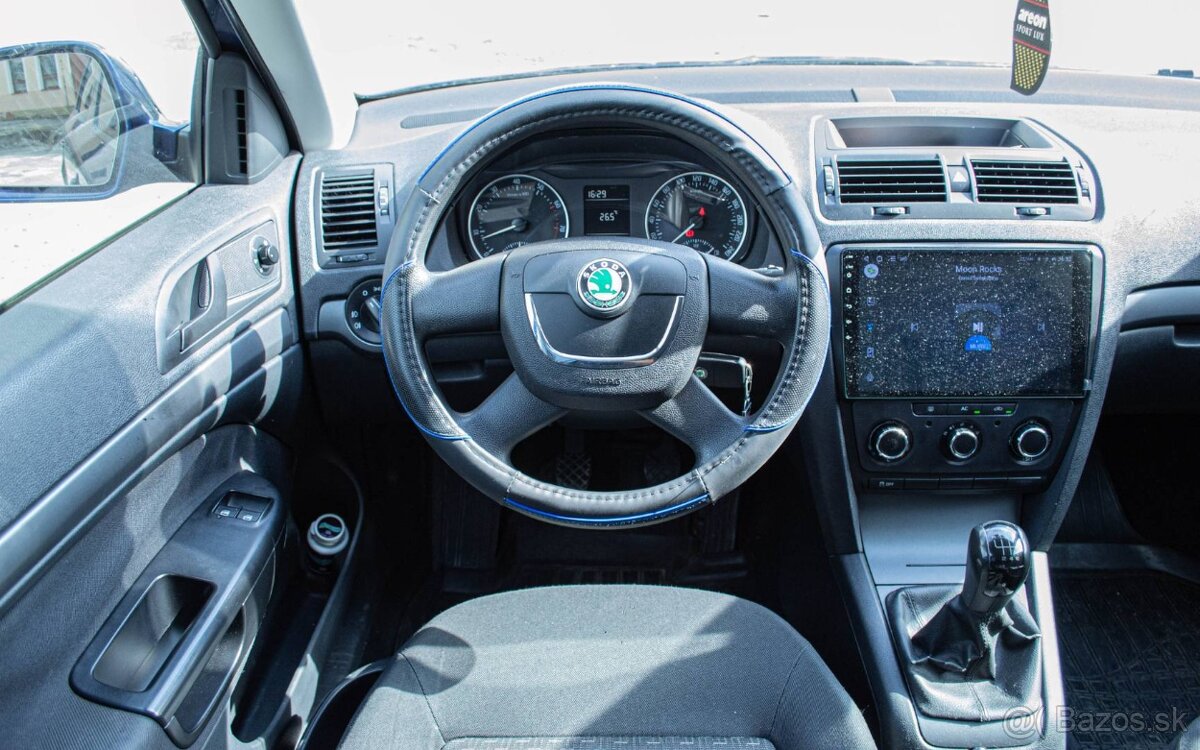Škoda Octavia Combi 1.4 TSI Ambiente - 13