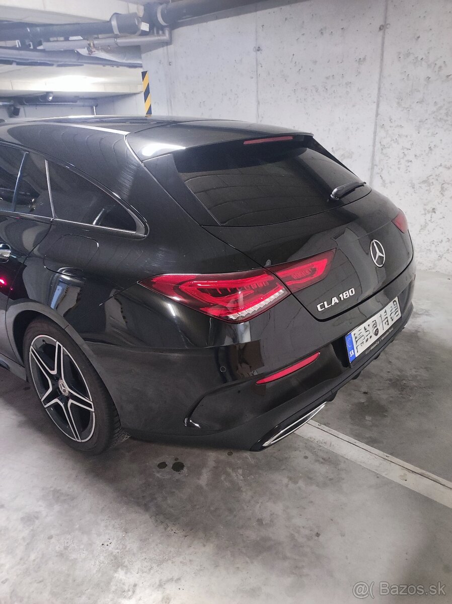 CLA 180 Shooting Brake 2022 - 13