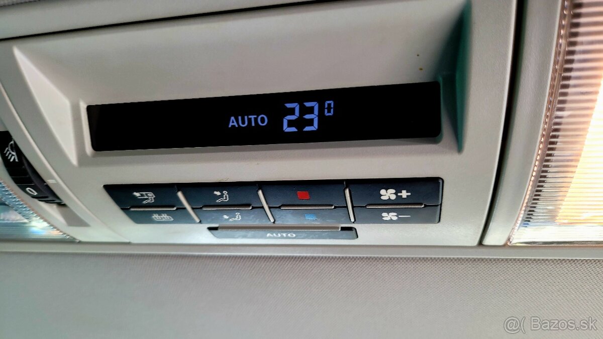 Volkswagen Caravelle 2,0 TDI - 110 kw 9.miestny,odpočet DPH - 13