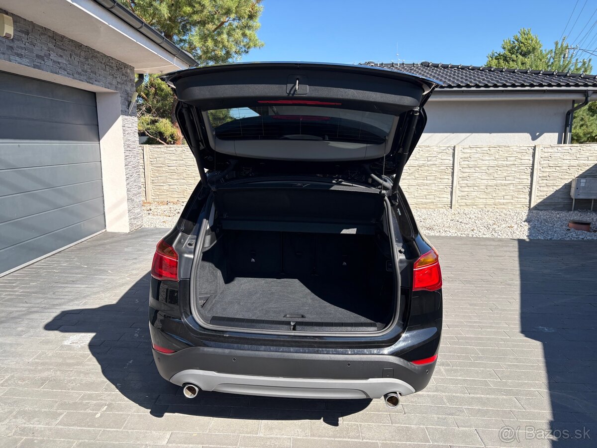 Bmw x1 sDrive 18d - 13
