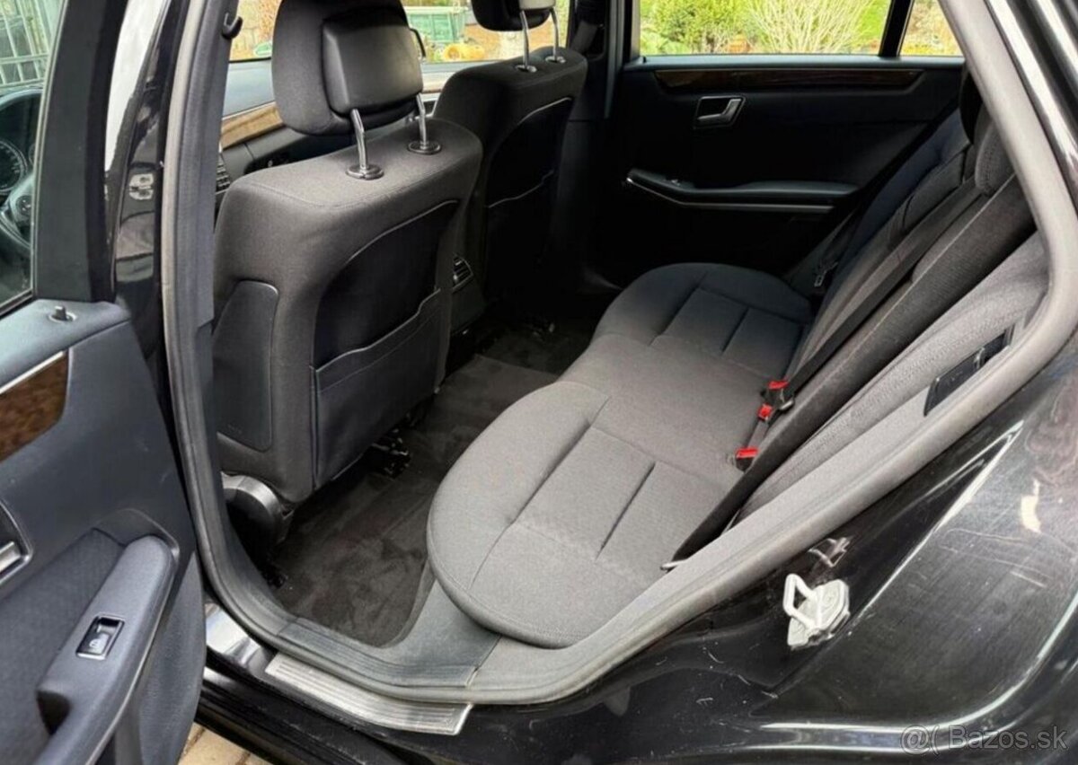 Mercedes-Benz Třídy E E 200/ 1,8i , Tažné , combi benzín - 13