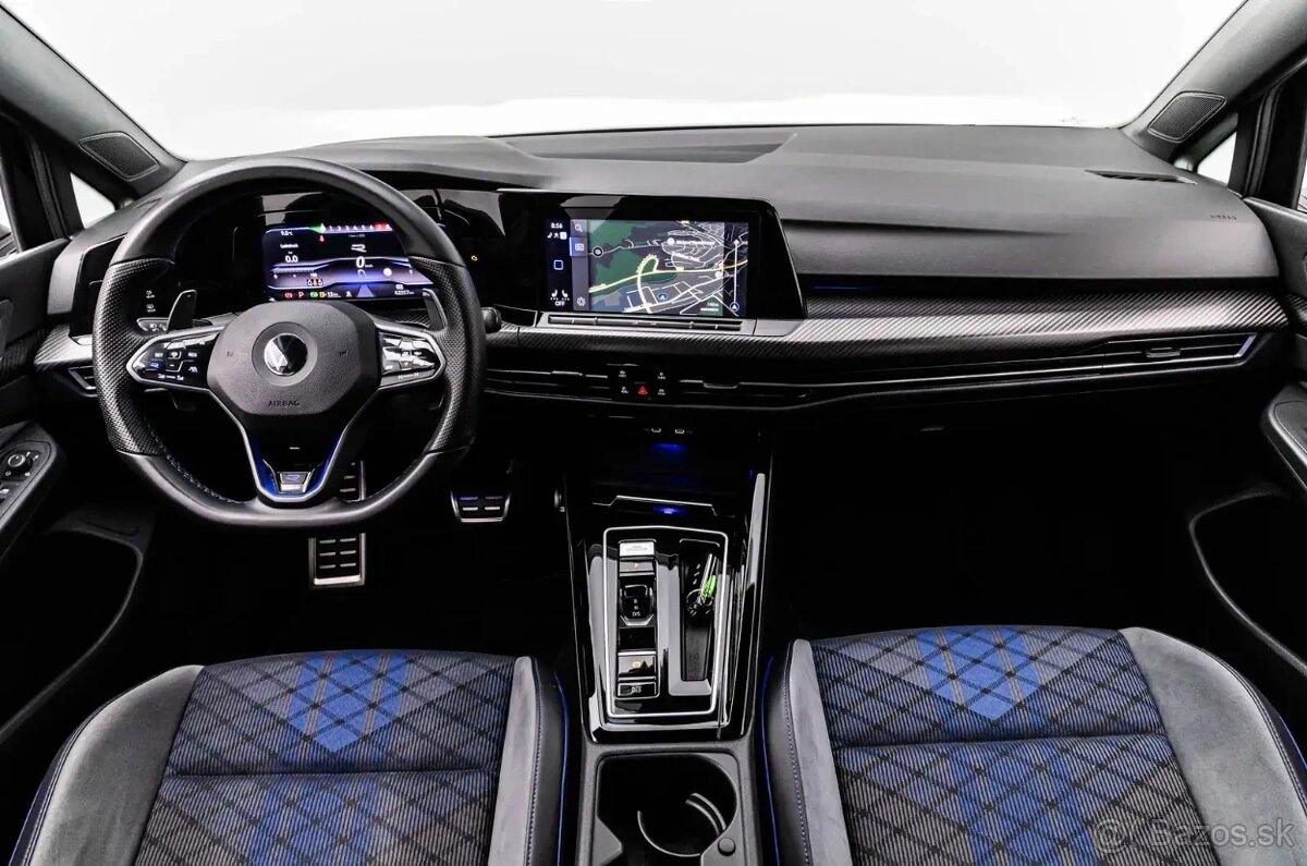 Volkswagen Golf R - 13