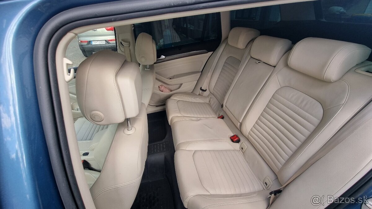 Volkswagen Passat Variant Alltrack 2.0 BiTDI SCR BMT 4MOTION - 13