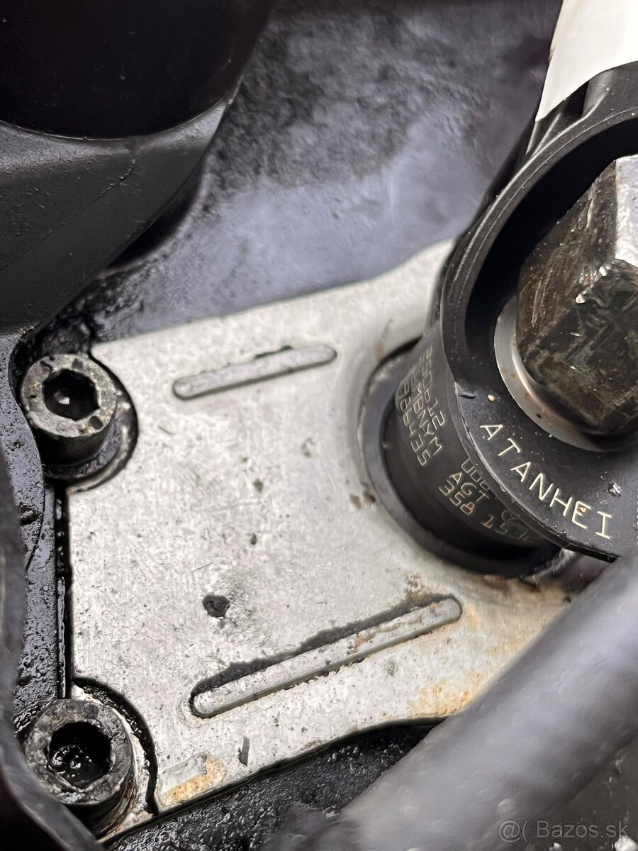 Predám vstrekovače - 13