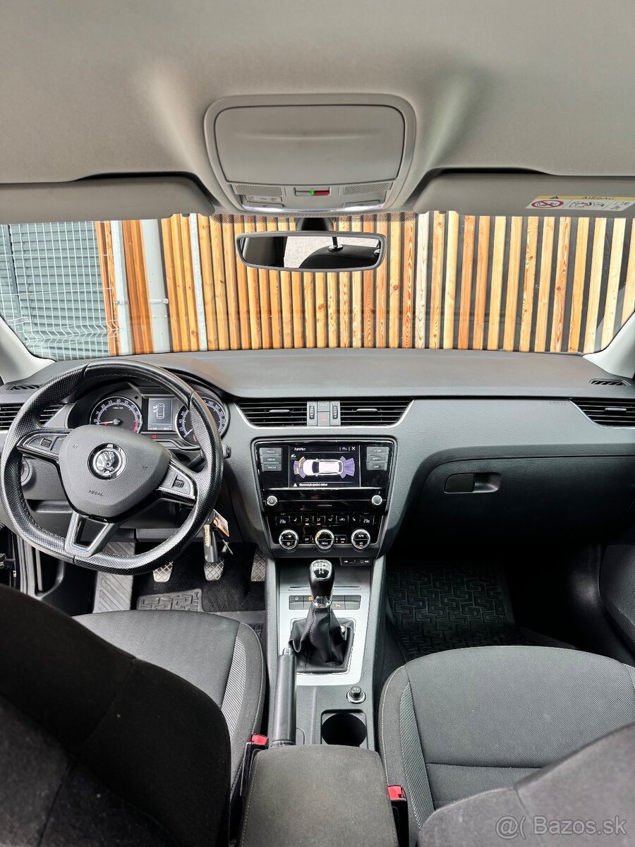 Škoda Octavia Combi 1.6 TDI 115k Drive - 13