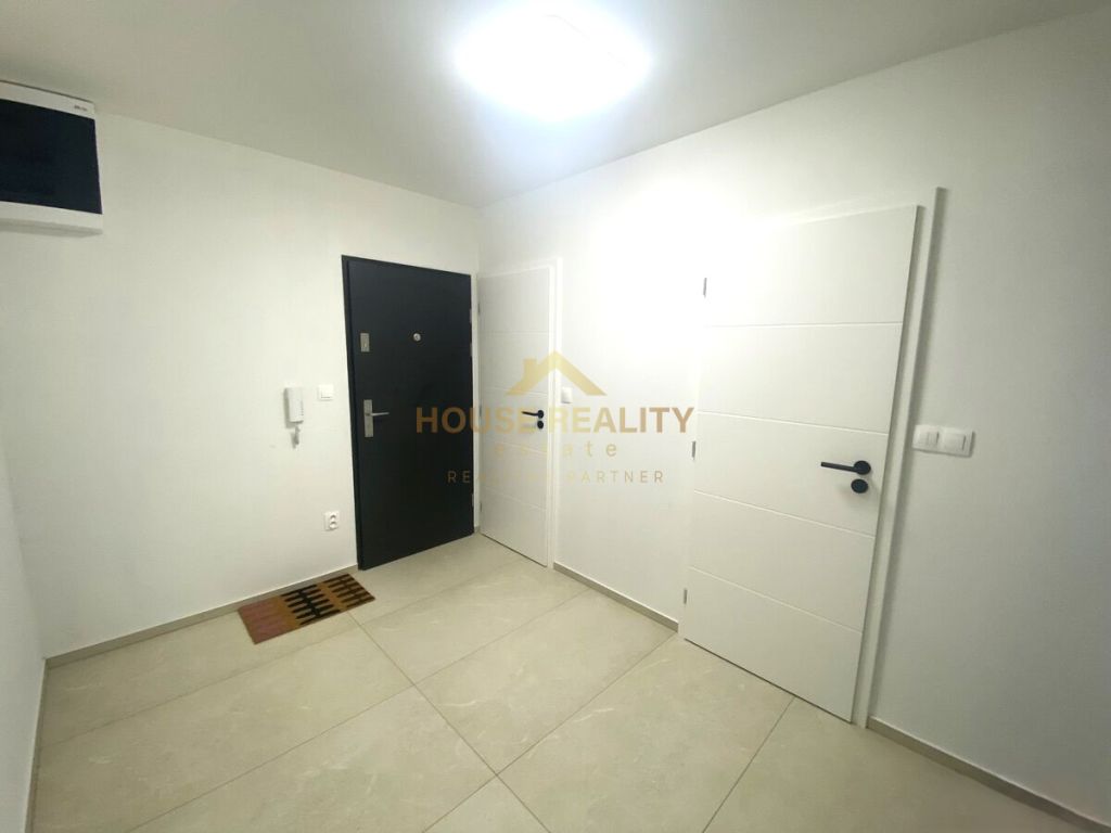 Prenájom moderný 3 izbový byt, Jégého ulica, Bratislava II. – foto 8