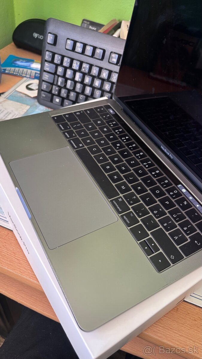 Macbook pro 13” touchbar - 13