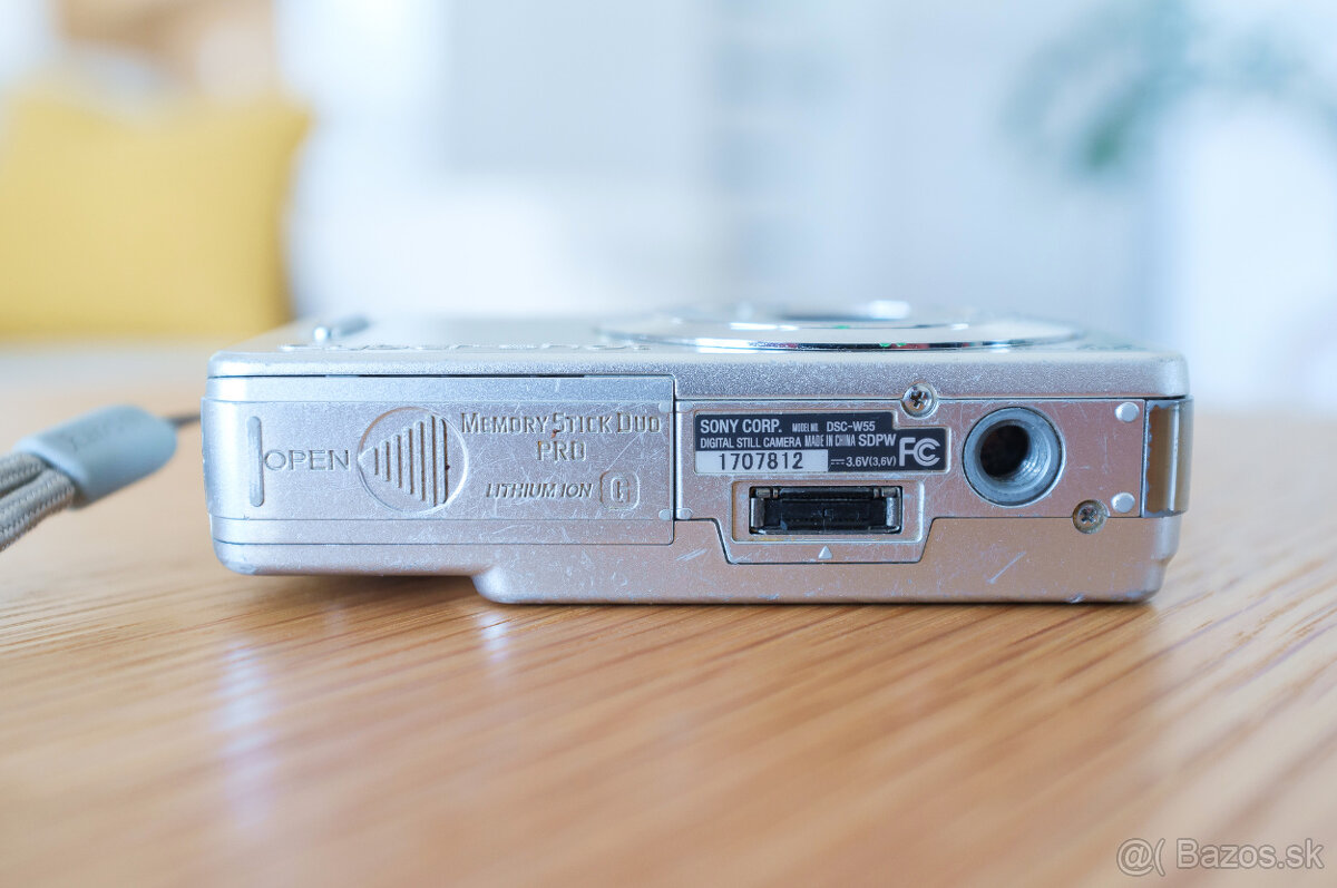 Sony Cyber-shot DSC-W55 - 13
