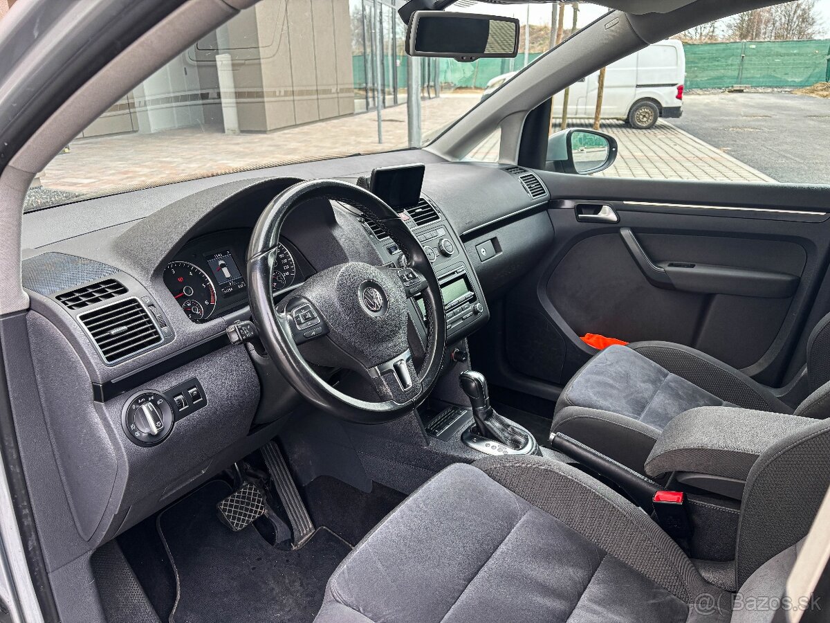 Volkswagen Toura 2.0 Tdi Webasto - 13