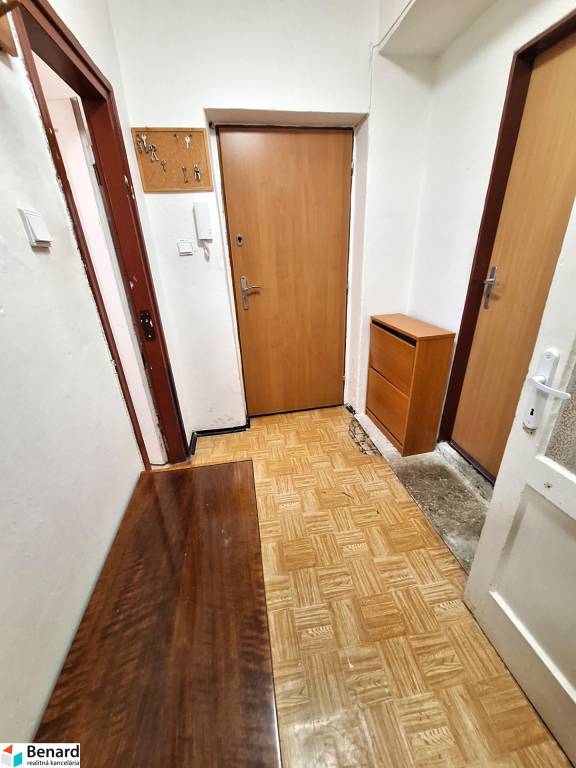 TEHLOVÝ 2 IZBOVÝ BYT, BALKÓN, PREŠOV, ŠIRŠIE CENTRUM - 13