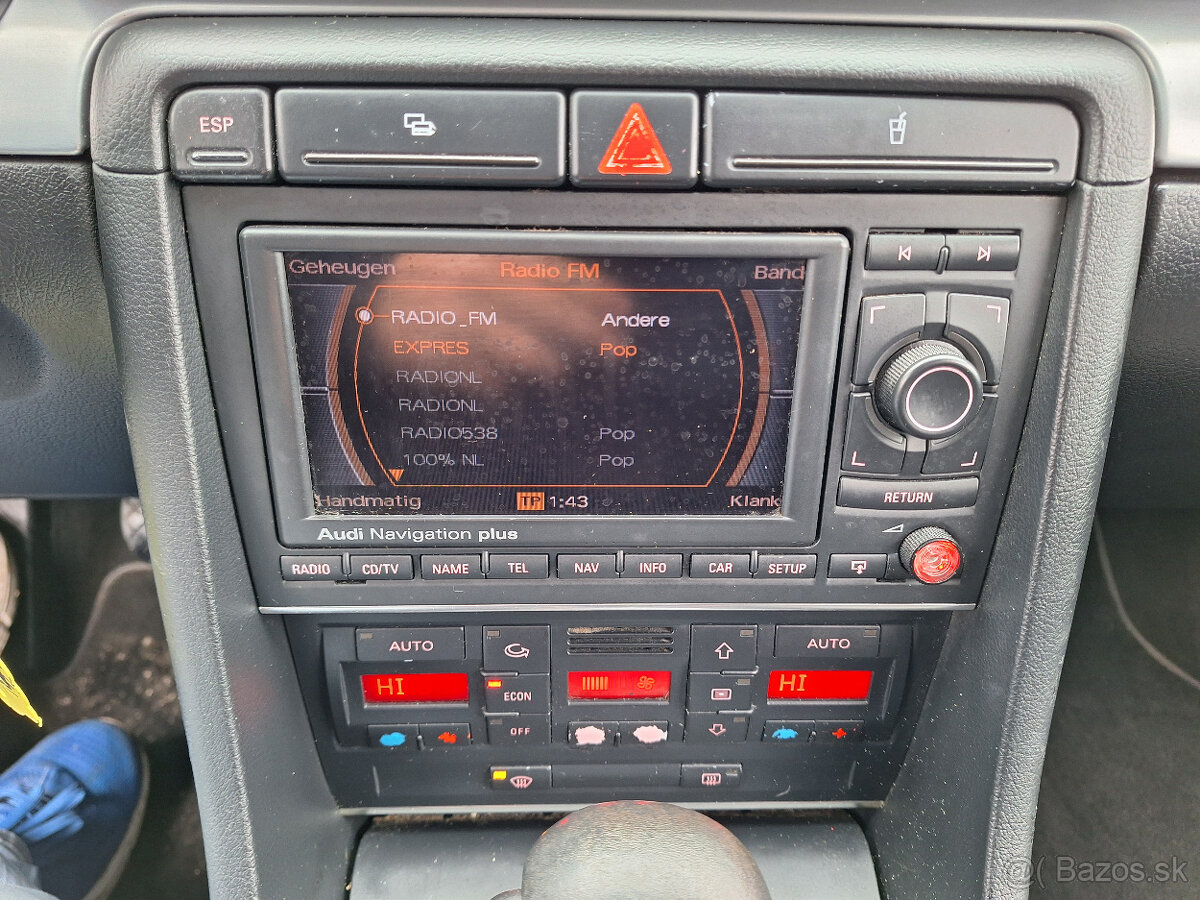 Audi A4 Avant 2.0 TDI Premium multitronic automat - 13