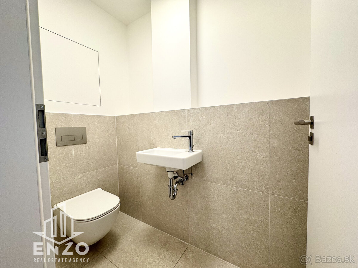 NOVOSTAVBA | ŠATNÍK | 2 WC | PARKING | - 13
