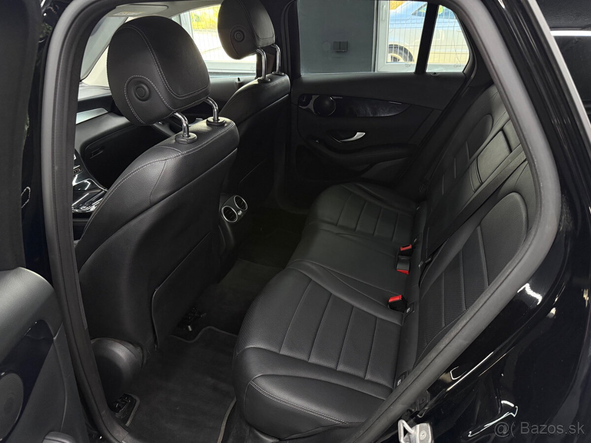 Mercedes-Benz GLC SUV 200 A/T - 13