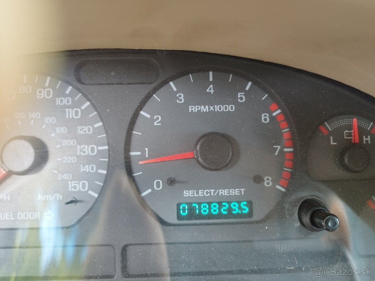 Ford Mustang GT 4.6 V8 - 13