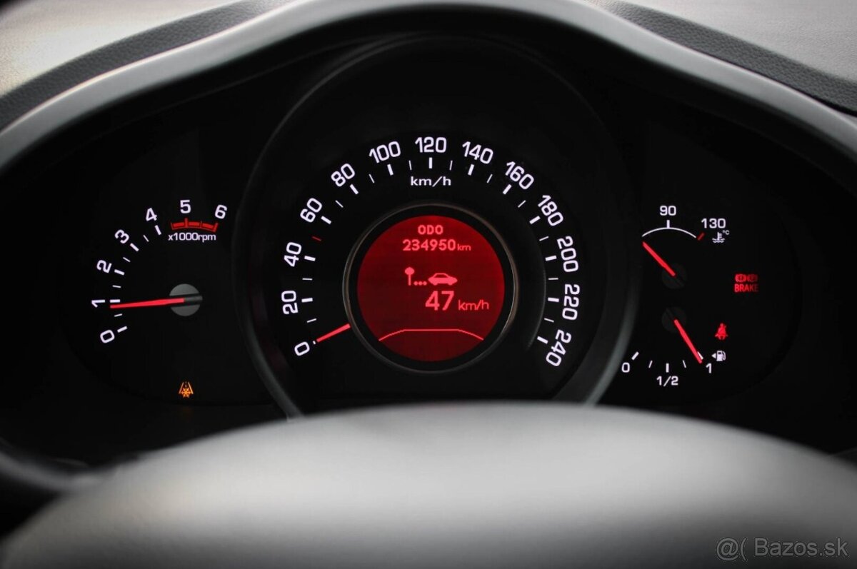 Kia Sportage 2.0 CRDi 4x4 - ODP. DPH - 13