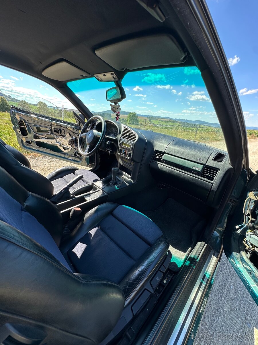 BMW e36 coupe - 13